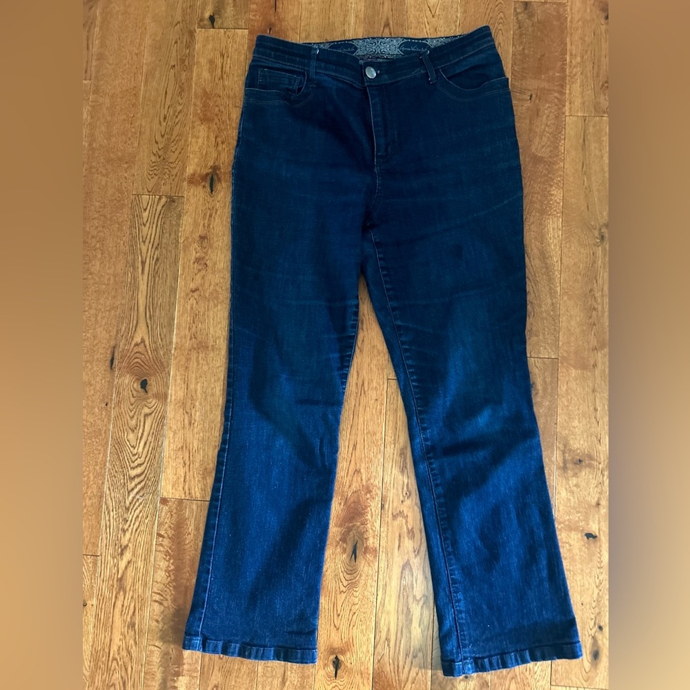 Gloria Vanderbilt Jeans With Studded Back Pockets Dark Wash 12S